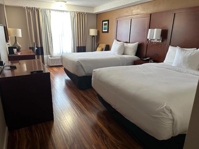 Red Lion Inn & Suites Auburn Eksteriør bilde